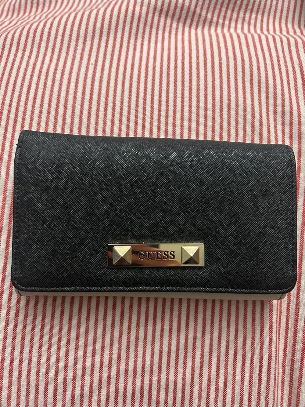 GUESS Black Wallet with Gold Logo Plaque
